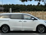Kia Carnival-5