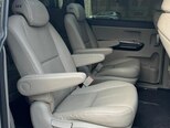 Kia Carnival-7