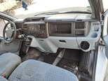 Ford Transit-18