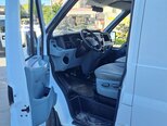 Ford Transit-15