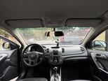 Kia Cerato-8