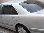 Mercedes E 240-8