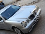 Mercedes E 240-11