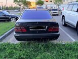 Mercedes E 200-2