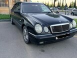 Mercedes E 200-4