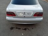 Mercedes E 220-2