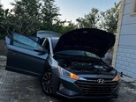 Hyundai Elantra-2