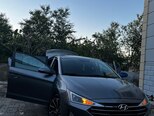 Hyundai Elantra-3
