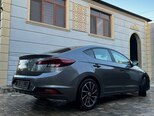Hyundai Elantra-5