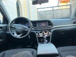 Hyundai Elantra-9