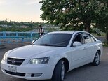 Hyundai Sonata-12