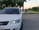 Hyundai Sonata-16