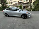 Hyundai Accent-6
