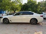 BMW 530e-6