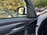 BMW 530e-12