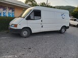 Ford Transit-16