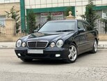 Mercedes E 240-3