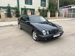 Mercedes E 240-4