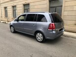 Opel Zafira-13