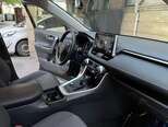 Toyota RAV4-12