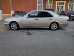 Mercedes E 240-7
