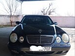 Mercedes E 240-2