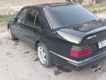 Mercedes 230 E-7