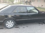 Mercedes 230 E-11