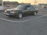 Mercedes 230 E-2