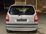 Opel Zafira-5