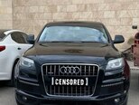 Audi Q7-8