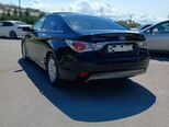 Hyundai Sonata-12