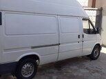 Ford Transit-13