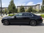 Mercedes E 220 d-4