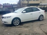 Kia Cerato-10