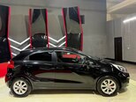 Kia Rio-5