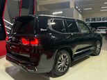 Toyota Land Cruiser-7