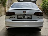Volkswagen Jetta-6