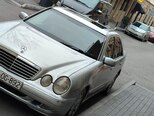 Mercedes E 270-8
