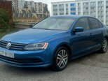 Volkswagen Jetta-12