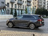 Kia Sorento-13