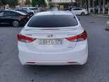 Hyundai Elantra-2