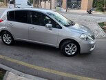 Nissan Tiida-17