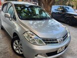 Nissan Tiida-12