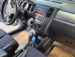 Nissan Tiida-14