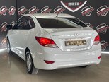 Hyundai Accent-16
