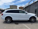 Audi Q7-6
