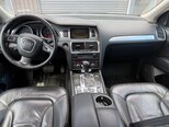 Audi Q7-10