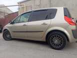Renault Scenic-10
