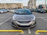 Hyundai Elantra-1
